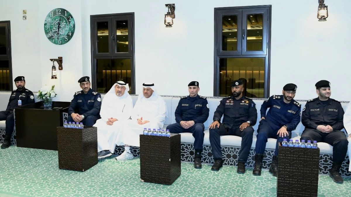 محافظ الفروانية يتفقد عدداً من الحسينيات: ضرورة الالتزام بالأنظمة والتعليمات