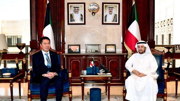 نائب رئيس الوزراء: الكويت حريصة على استمرار التنسيق مع الصين وتعزيز التعاون الستراتيجي