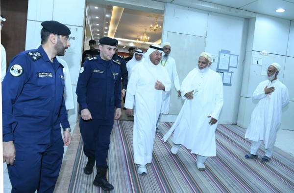 محافظ الفروانية يتفقد عدداً من الحسينيات: ضرورة الالتزام …
