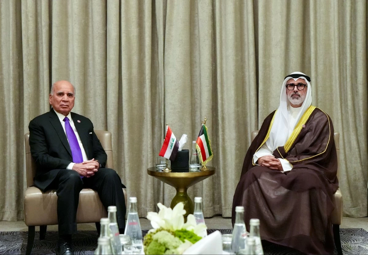 وزير الخارجية يترأس وفد الكويت في الاجتماعين التشاوري والوزاري العربي بالأردن