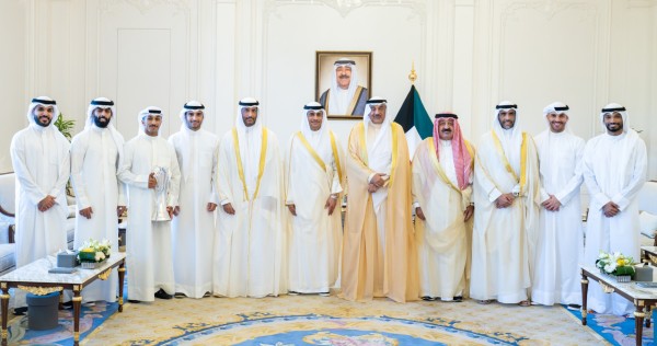 ولي العهد: مواصلة العطاء لرفع راية الوطن عالياً في المحاف…