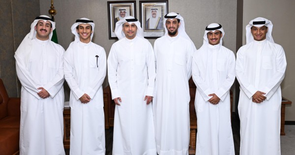 وزير الشباب والرياضة: التعاون مع نادي سالزبري الإنجليزي يعزز ثقافة الاحتراف لدى اللاعبين الشباب 