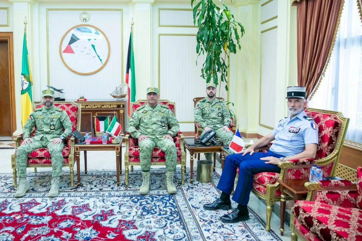 وكيل الحرس الوطني يبحث مع الملحق الأمني الفرنسي عدداً من الموضوعات ذات الاهتمام المشترك 