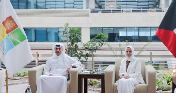 وزيرا التنمية و الشباب يبحثان تعزيز التعاون في مجال الاستدامة وإطلاق منظومة قياس الأداء البيئي 