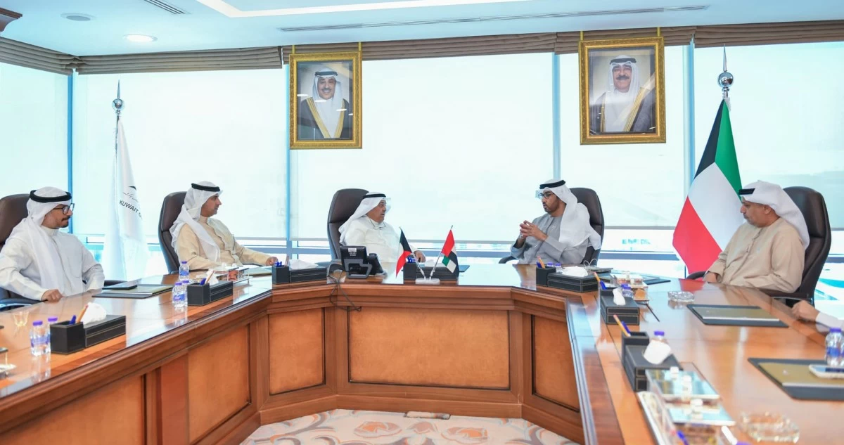 مباحثات كويتية إماراتية لتطوير التعاون في مجالات النفط والطاقة