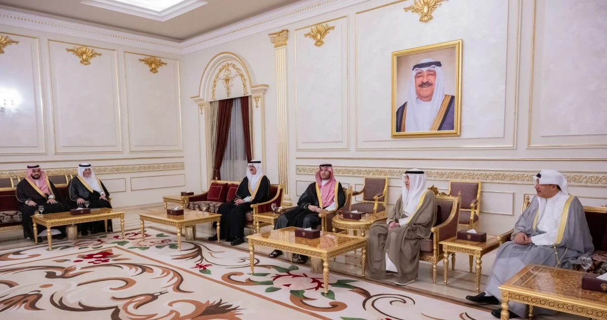 اليوسف يستقبل وزير الدولة عضو مجلس الوزراء السعودي