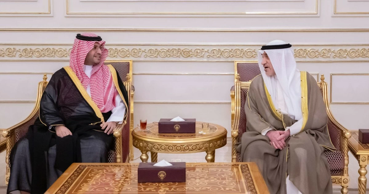 اليوسف يستقبل وزير الدولة عضو مجلس الوزراء السعودي