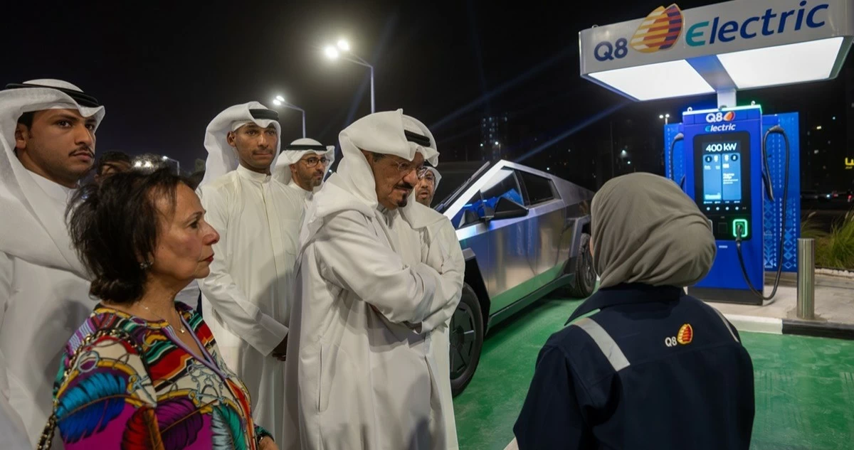 رئيس الوزراء يرعى افتتاح محطات وقود 'كيو أيت': القطاع النفطي يواصل النمو رغم التحديات