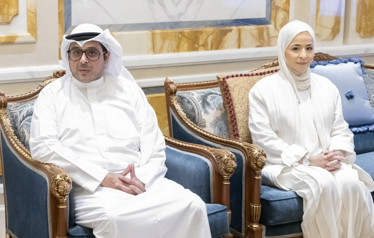 سمو الأمير يستقبل وزير التربية وكبار القياديين والمسؤولين بالوزارة