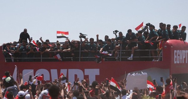 استقبال جماهيري حاشد لمنتخب مصر بعد إنجازه التاريخي في كأس العالم