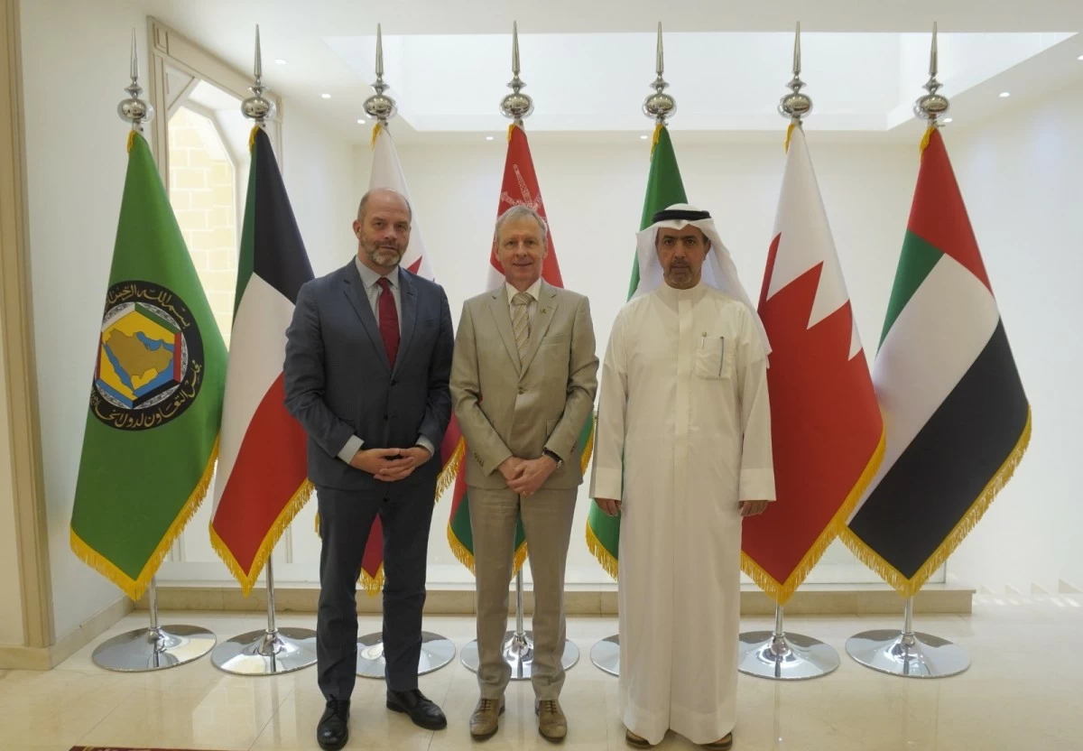 رئيس 'حالات الطوارئ' الخليجي: نحرص على توسيع التعاون الإقليمي والدولي لتعزيز أمن وسلامة دول المجلس