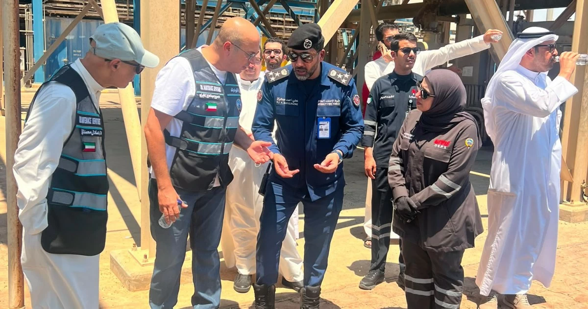 وزير 'الكهرباء' ووكيل الوزارة يتفقدان موقع الحادث في محطة القوى الكهربائية وتقطير المياه