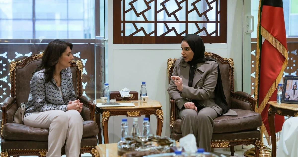 وزيرة الشؤون تبحث مع رئيسة 'الأمن السيبراني' تعزيز حماية الأسرة والأمن الرقمي