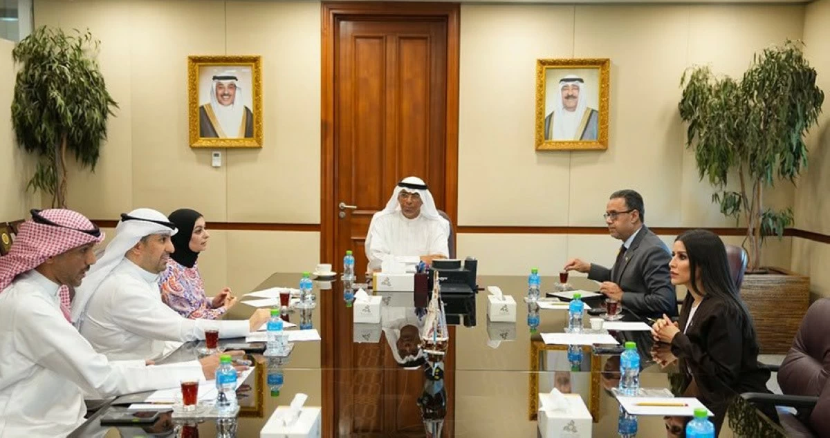 رئيس 'الخدمة المدنية' يبحث مع وفد البنك الدولي تعزيز التعاون في تطوير الكفاءات الحكومية