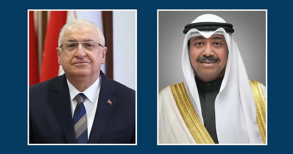 وزير الدفاع يبحث هاتفياً مع نظيره التركي سبل تعزيز التعاون الثنائي وعدداً من الموضوعات ذات الاهتمام المشترك