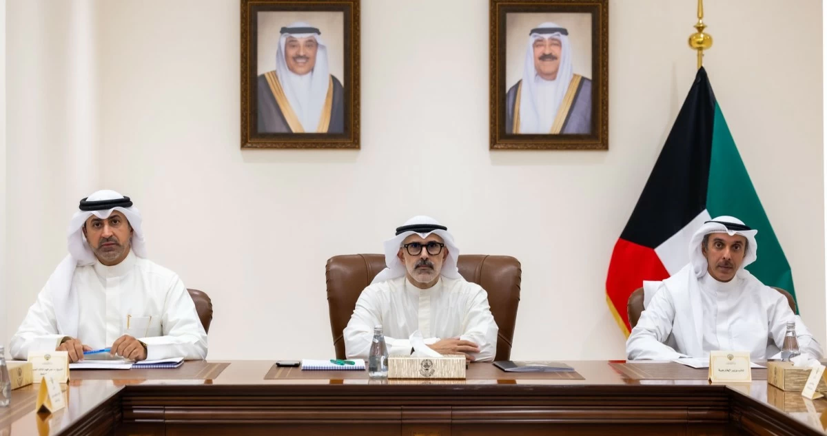 وزير الخارجية يترأس اجتماعاً للجنة الحدود