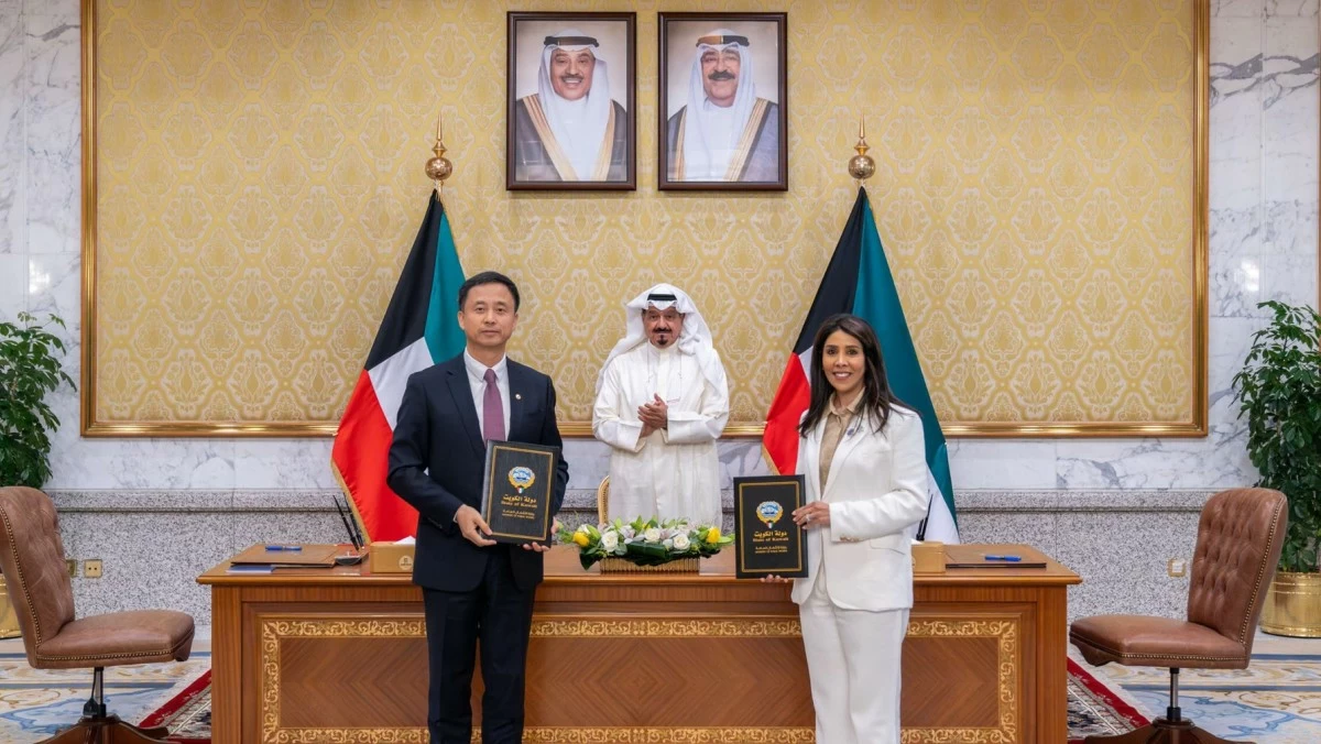 الكويت والصين توقعان عقد إنشاء وتشغيل محطة تنقية كبد الشمالية