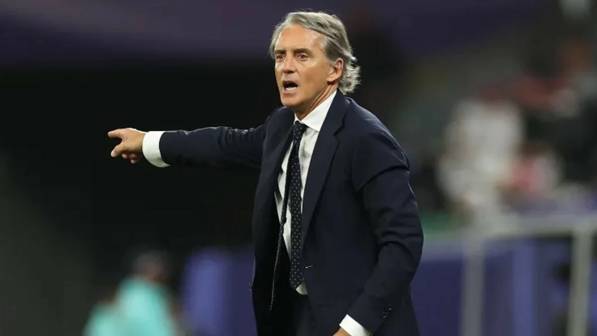 بعد تعثر تعيين بيرلو... مانشيني يعود لقيادة منتخب إيطاليا