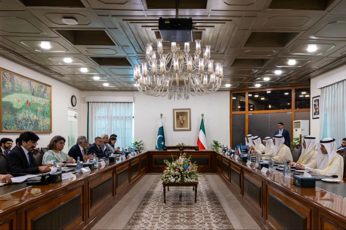 الكويت وباكستان: تعزيز التعاون في شتى المجالات وتكثيف التنسيق والتشاور على مختلف الأصعدة