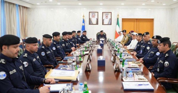 وكيل 'الداخلية': العمل بروح الفريق الواحد لمواصلة تطوير منظومة العمل الأمني ورفع مستوى الجاهزية