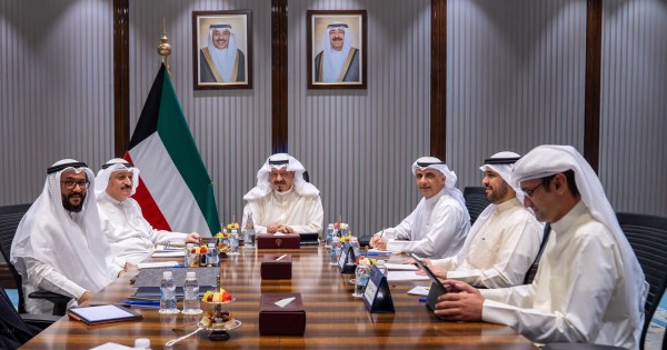 رئيس الوزراء يترأس اجتماعاً لمناقشة مستجدات مشروع مستشفيات الضمان الصحي