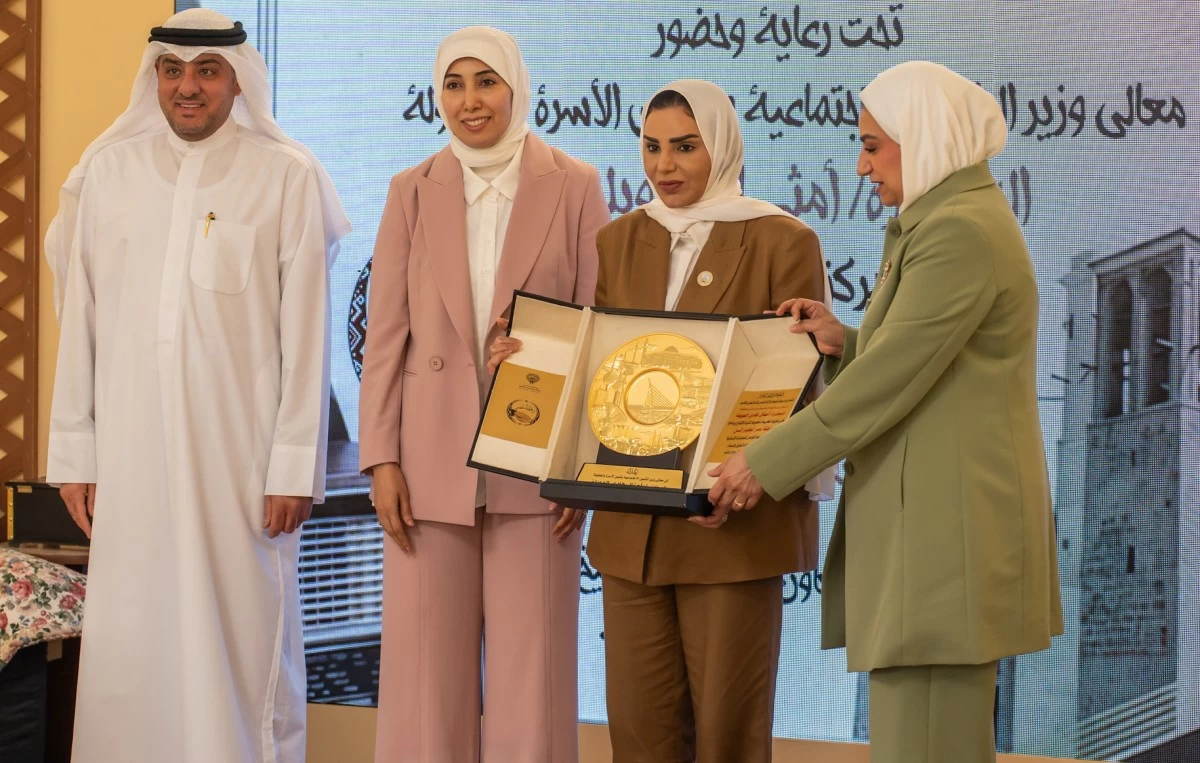 وزيرة 'الشؤون': حريصون على ترسيخ العدالة الاجتماعية وصون كرامة الإنسان في مختلف مراحله العمرية