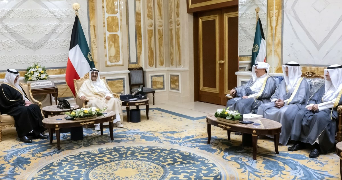 سمو الأمير يتسلم دعوة من ولي العهد السعودي لحضور 'منتدى مبادرة مستقبل الاستثمار' في الرياض أكتوبر المقبل