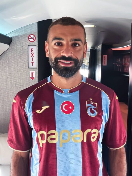 محمد صلاح ينضم رسمياً إلى طرابزون سبور التركي