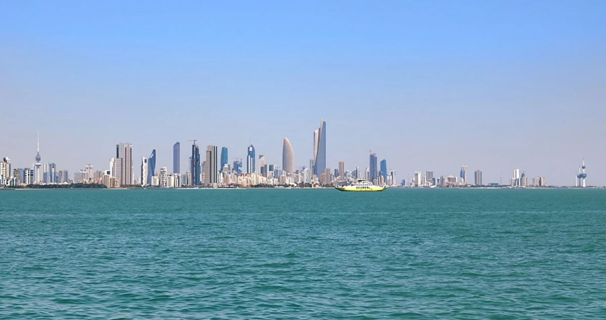 'الأرصاد': طقس شديد الحرارة ورياح مثيرة للغبار