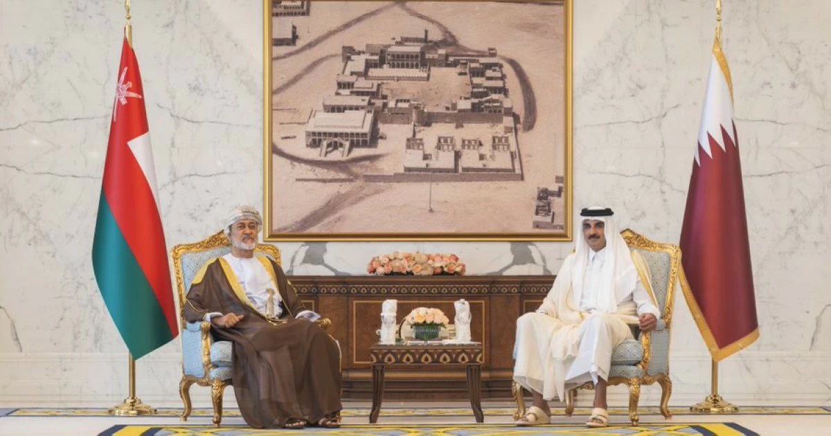 أمير قطر وسلطان عُمان يبحثان العلاقات الثنائية وتطوير أوجه التعاون المشترك