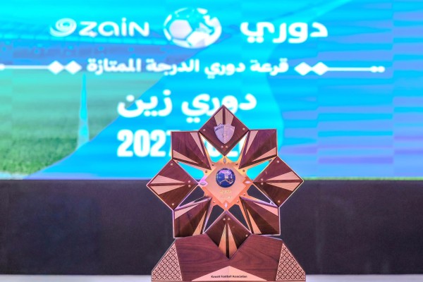 الكويت يبدأ 'الدفاع' عن لقب دوري زين الممتاز أمام العربي... و'الديربي' في الجولة السابعة