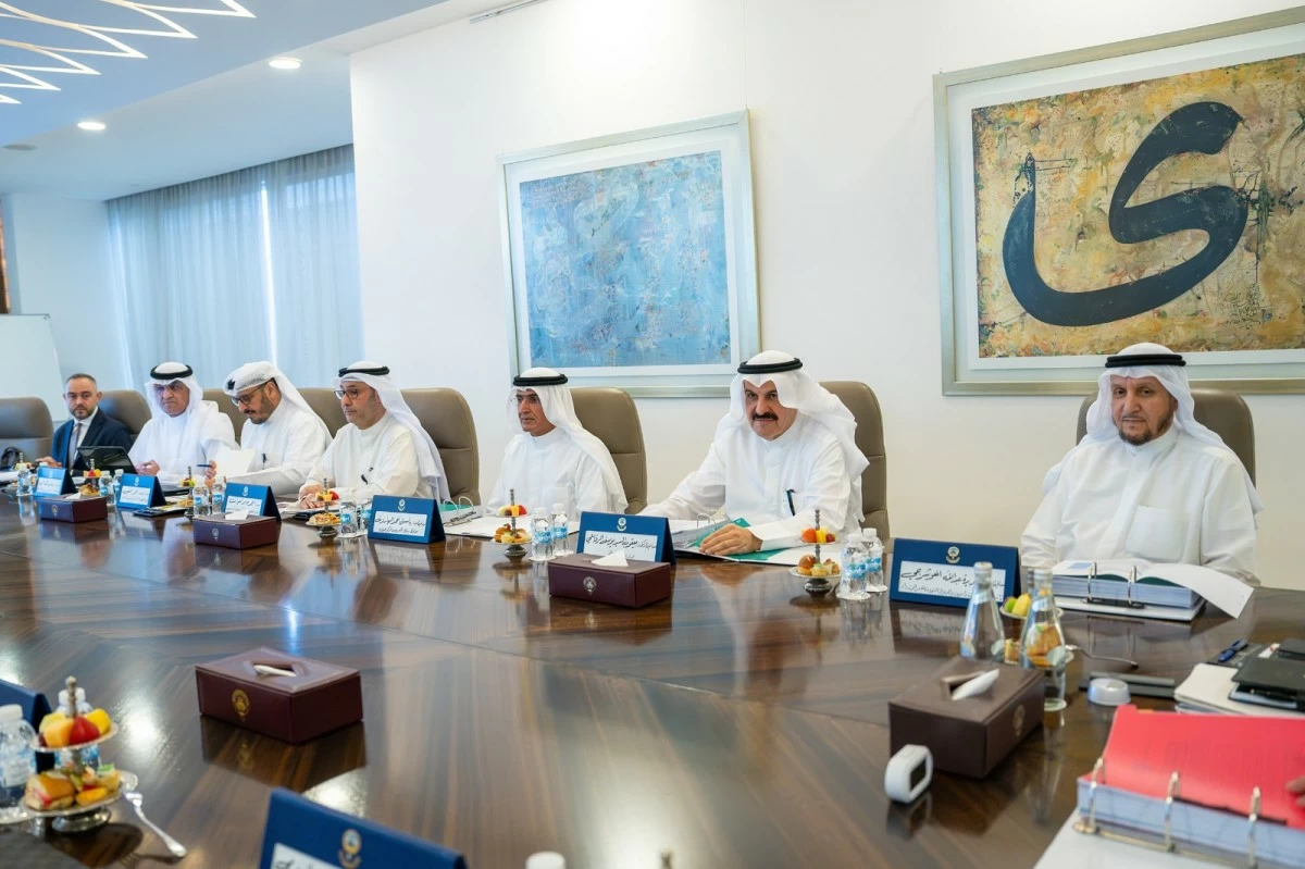 رئيس الوزراء يترأس اجتماع المجلس الأعلى للبترول
