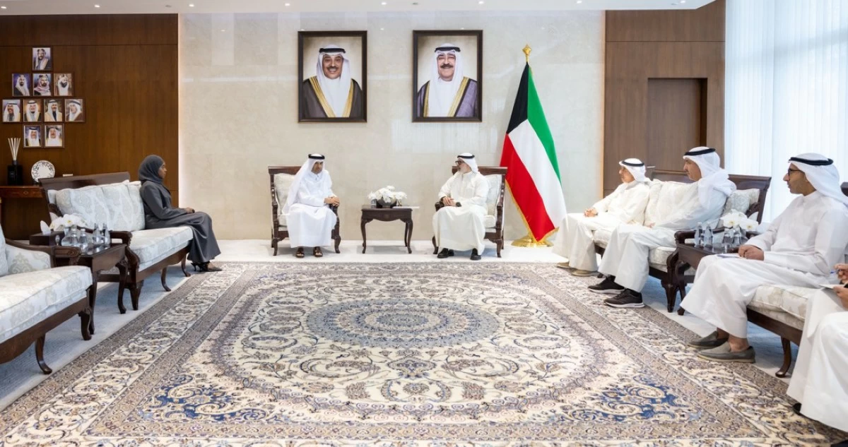 وزير الخارجية يتسلم رسالة خطية من رئيس مجلس الوزراء وزير الخارجية القطري تتعلق بالعلاقات الثنائية
