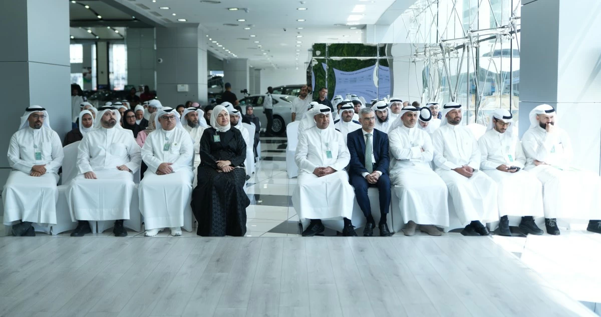 بيت التمويل الكويتي يختتم برنامج KFH Academy