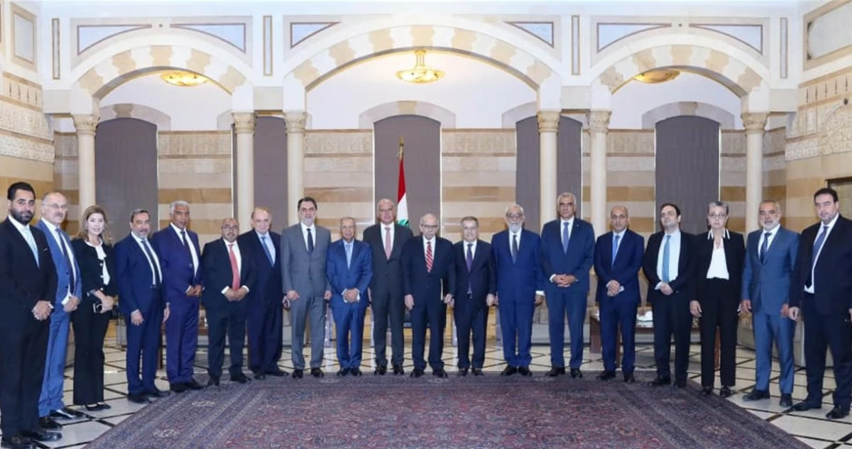 رئيس الوزراء اللبناني: متمسكون بوجود قوة أممية في الجنوب
