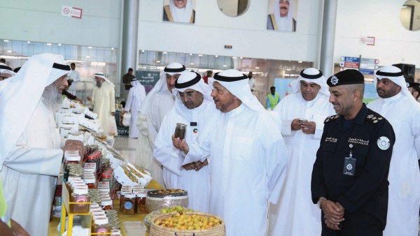 افتتاح مهرجان الرطب والتين في صالة ‘المواشي’ بـ’الري’