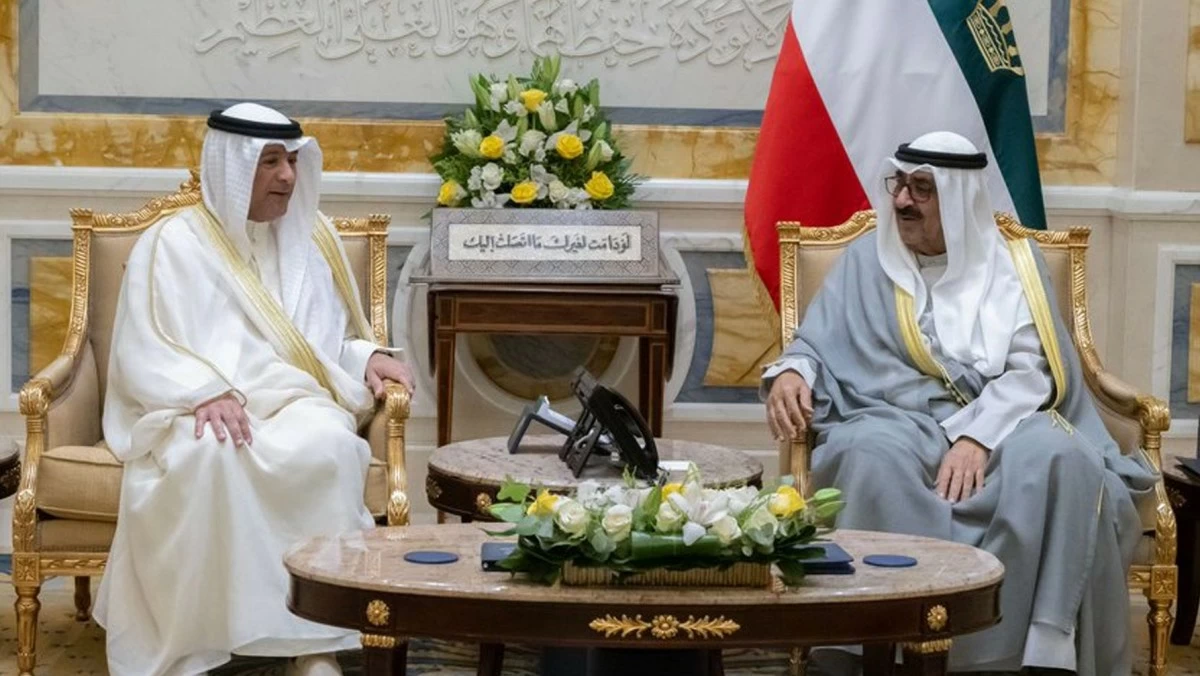 سمو الأمير يستقبل الأمين العام لمجلس التعاون