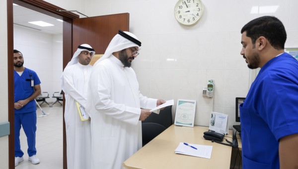 وكيل 'الصحة' يتفقد مركز 'عبدالله وشريفة المحري': تطوير بيئة العمل وتعزيز كفاءة الخدمات