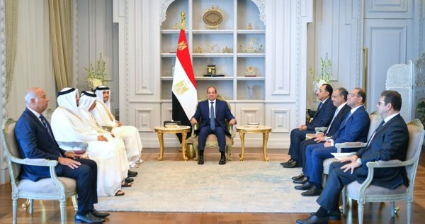 الرئيس المصري ورئيس وزراء قطر يبحثان خفض التصعيد الإقليمي وتنفيذ اتفاق غزة
