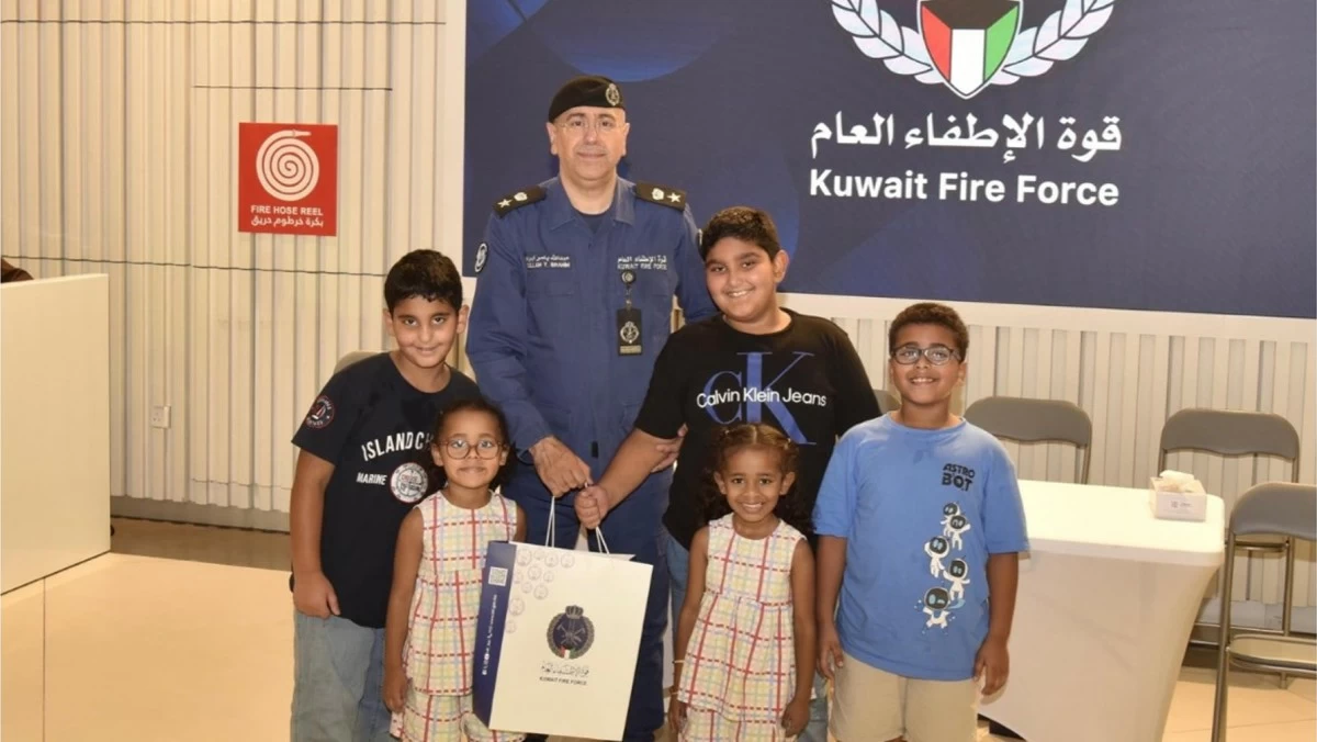 'الإطفاء' تواصل حملتها التوعوية الصيفية 'صيف آمن مع الإطفاء' في المركز العلمي