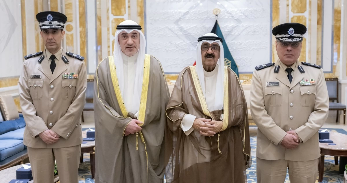 سمو الأمير يستقبل النائب الأول والوكيلين المساعدين بوزارة الداخلية بمناسبة تعيينهما في منصبيهما