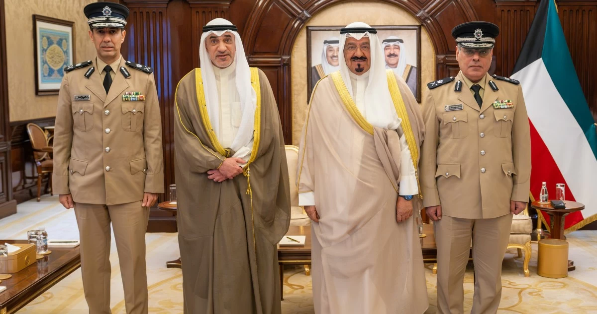 رئيس الوزراء يستقبل النائب الأول والوكيلين المساعدين بوزارة الداخلية بمناسبة تعيينهما في منصبيهما