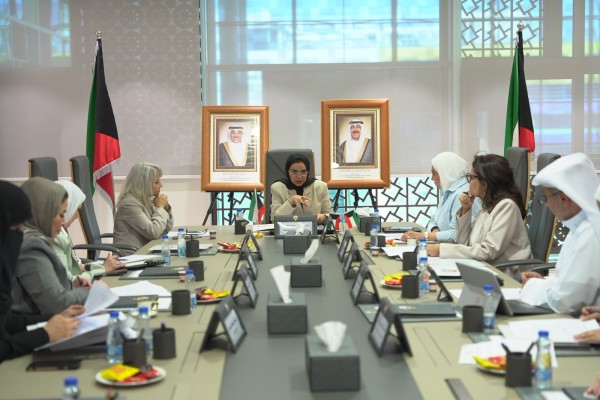وزيرة 'الشؤون' تبحث إعداد ستراتيجية وطنية متكاملة للحماية من العنف الأسري