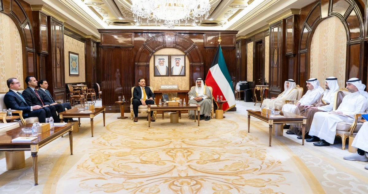رئيس الوزراء يستقبل مستشار الأمن القومي والمدير العام للاستخبارات المشتركة الباكستاني
