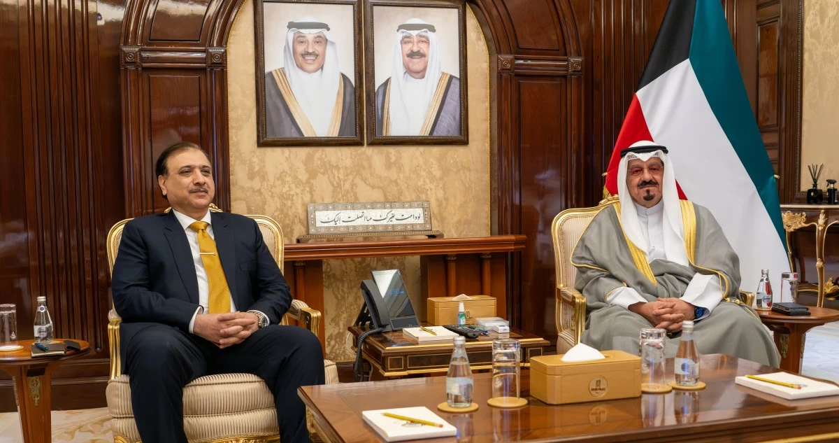 رئيس الوزراء يستقبل مستشار الأمن القومي والمدير العام للاستخبارات المشتركة الباكستاني