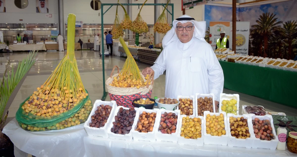 في العبدلي تين ورطب... ومزارع ترابها ذهب