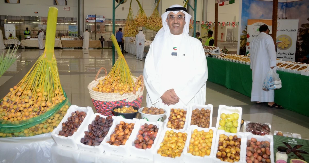 في العبدلي تين ورطب... ومزارع ترابها ذهب