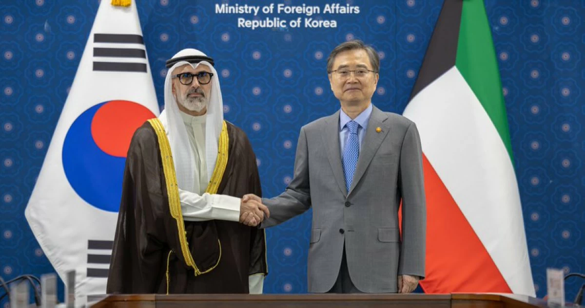 سمو الأمير يبعث رسالة خطية إلى الرئيس الكوري سلمها وزير الخارجية تتعلق بالعلاقات الثنائية والتطورات الراهنة