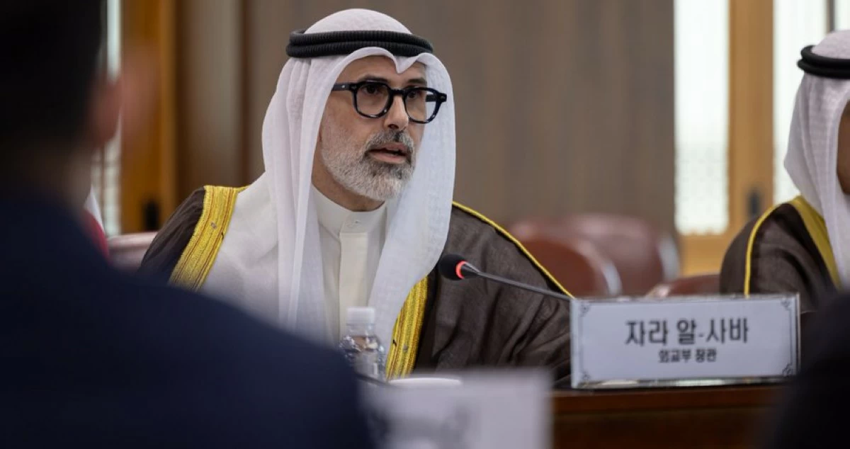 سمو الأمير يبعث رسالة خطية إلى الرئيس الكوري سلمها وزير الخارجية تتعلق بالعلاقات الثنائية والتطورات الراهنة