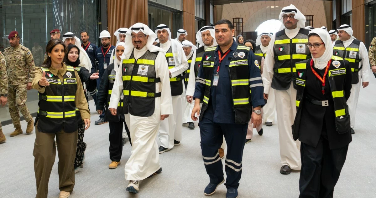 &rlm;رئيس الوزراء يتفقد مشروع ⁧‫مطار الكويت‬⁩ الجديد T2